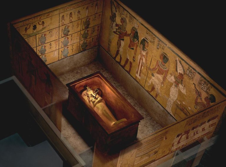 Inspection Of King Tut’s Tomb Reveals Hints Of Hidden Chambers ...